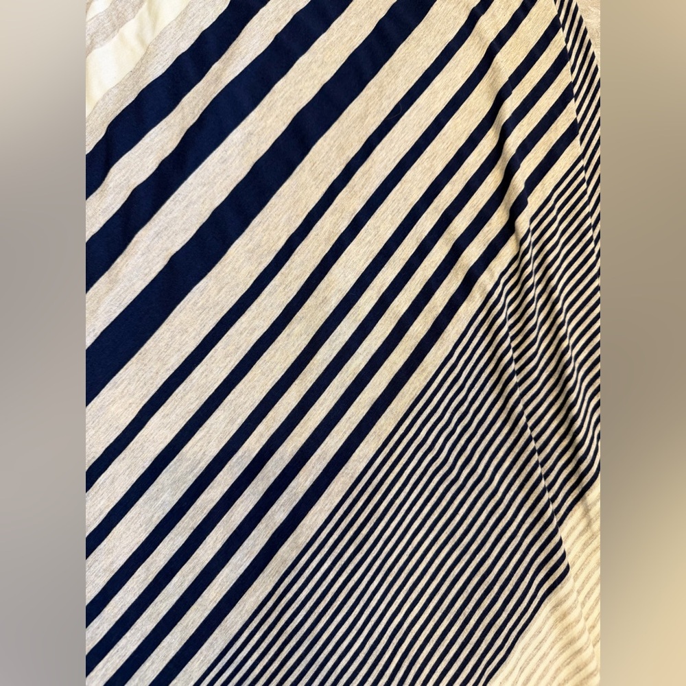 STRIPED Navy MAXI DRESS Open Back STRETCHY SIZE Small - Picture 6 of 7